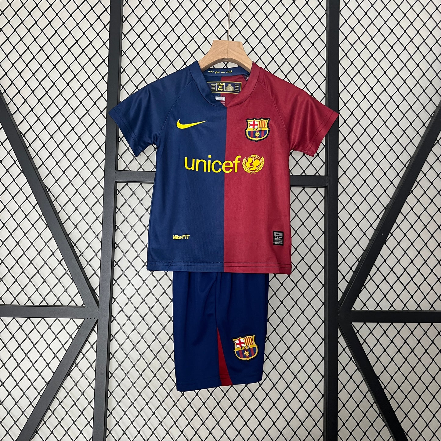 08/09 Barcelona Home Retro Kids Kit