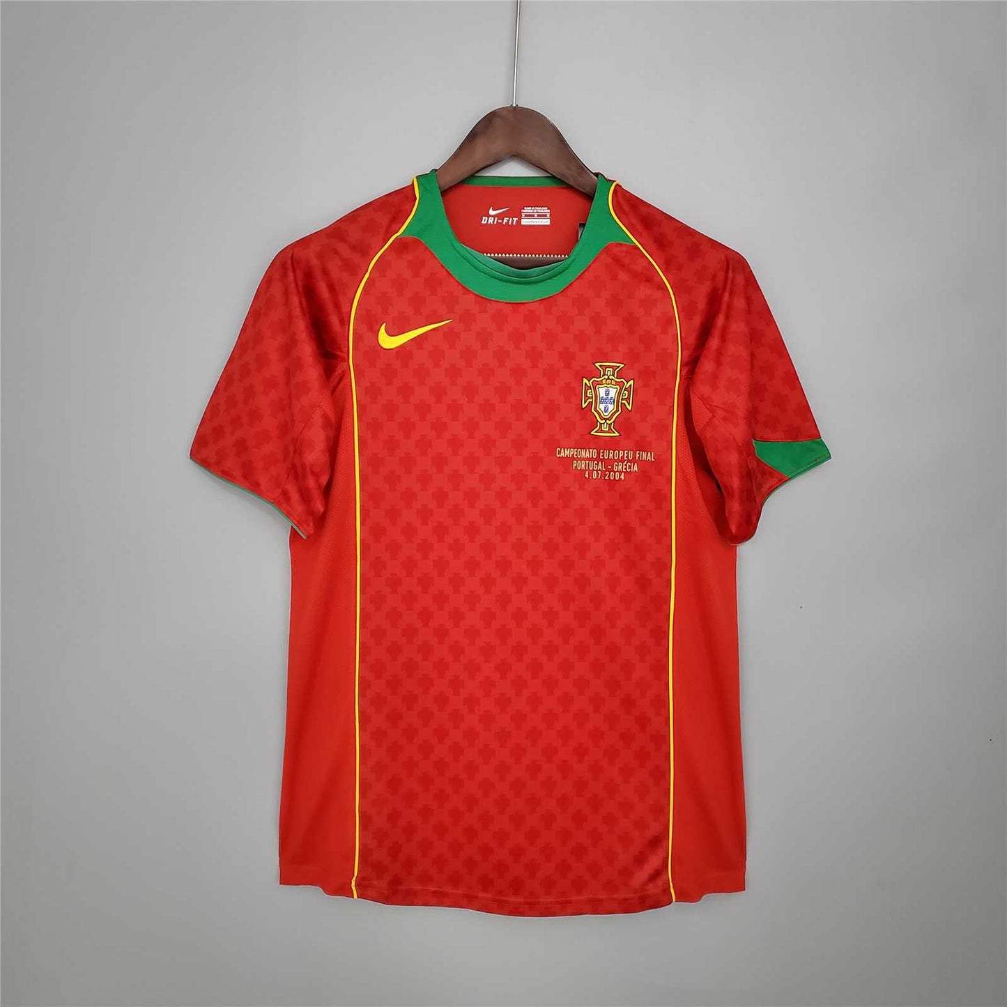 2004 Portugal Home Retro