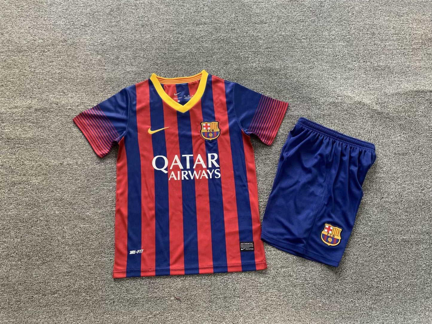 13/14 Barcelona Home Retro Kids Kit