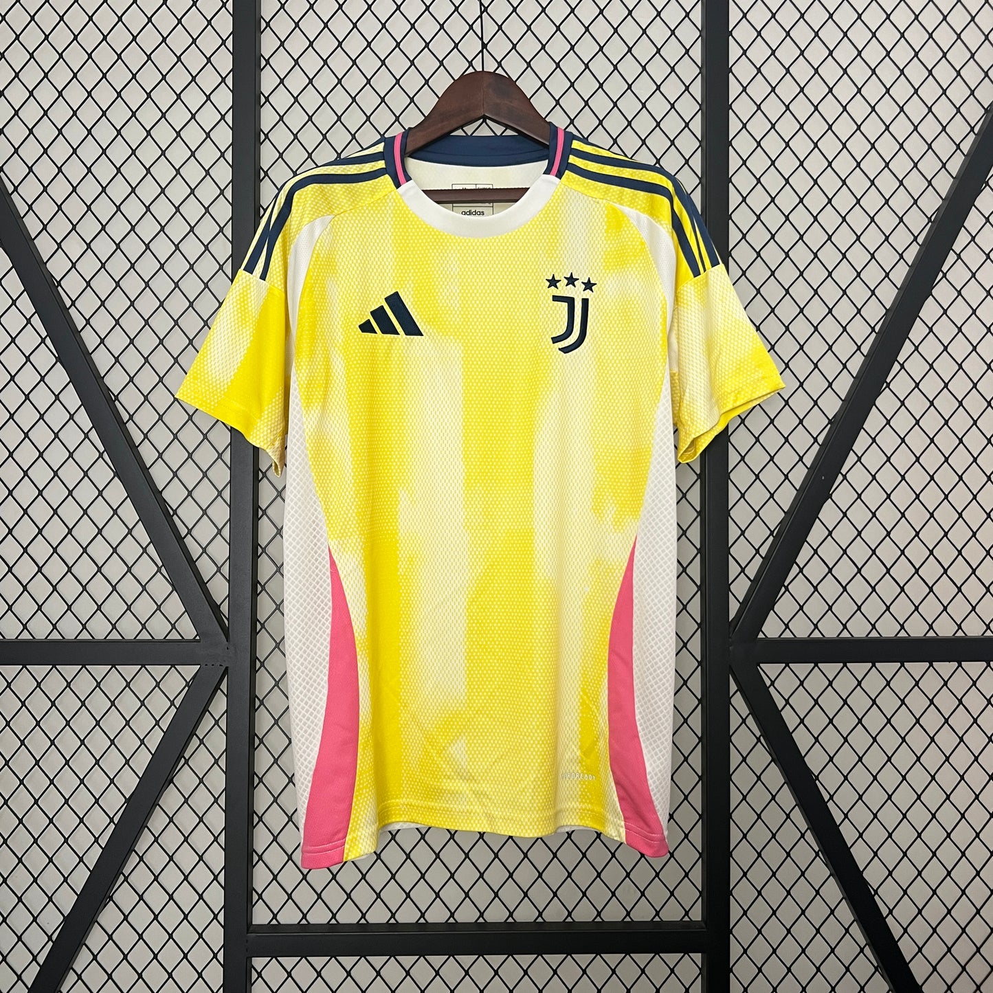 24/25 Juventus Away Fan Version